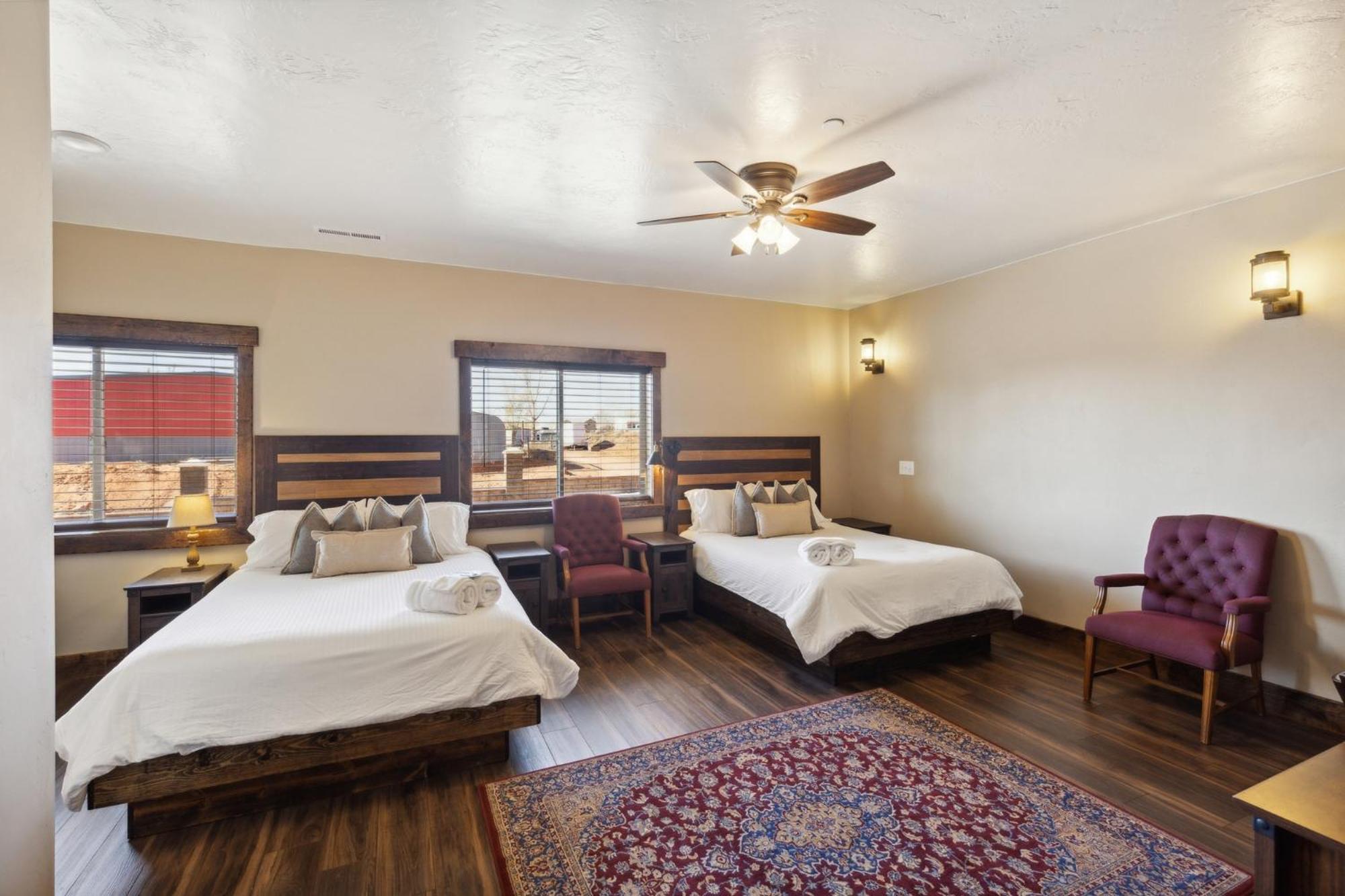 Zion Cliff 4* Hildale
