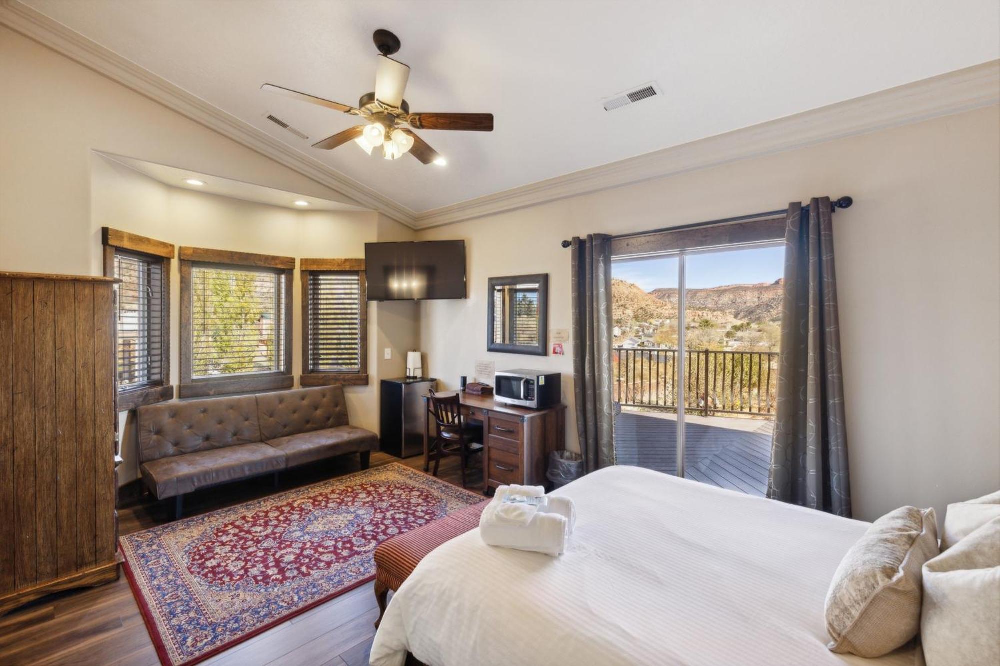 Zion Cliff Hotel
