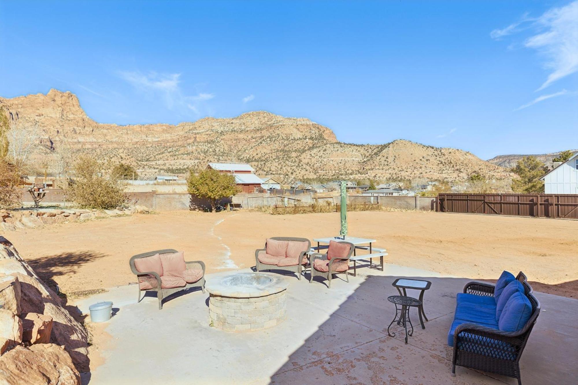 Hotel Zion Cliff