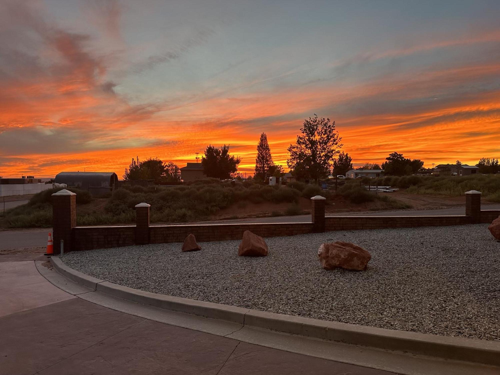 Zion Cliff Hotel 4*