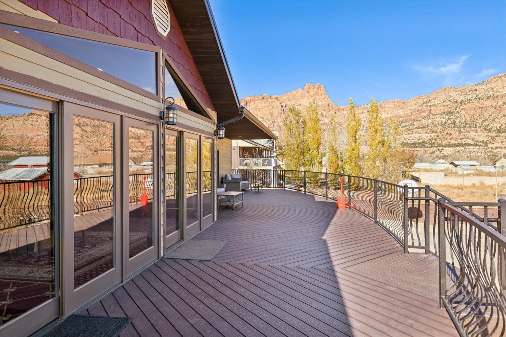 Hotel Zion Cliff